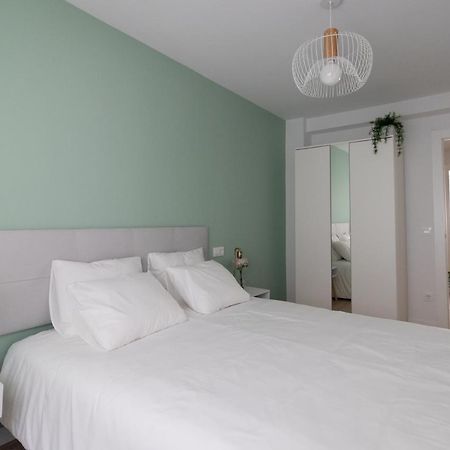 Lujoso Apartamento Entre 2 Playas Con Garaje, Wifi Gijon Ngoại thất bức ảnh