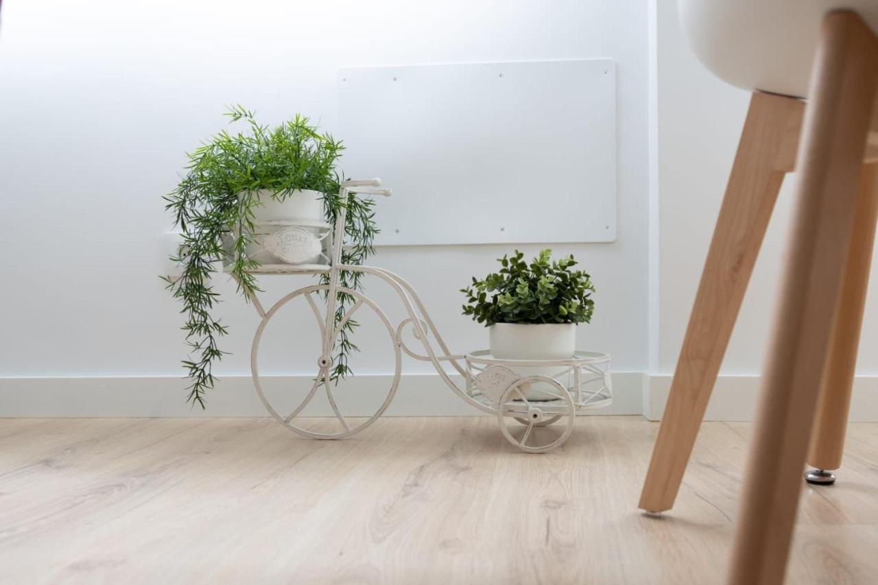 Lujoso Apartamento Entre 2 Playas Con Garaje, Wifi Gijon Ngoại thất bức ảnh